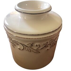 L. Tremain For Butterbell Crock French Provincial Cream Floral Vine Detail 2010